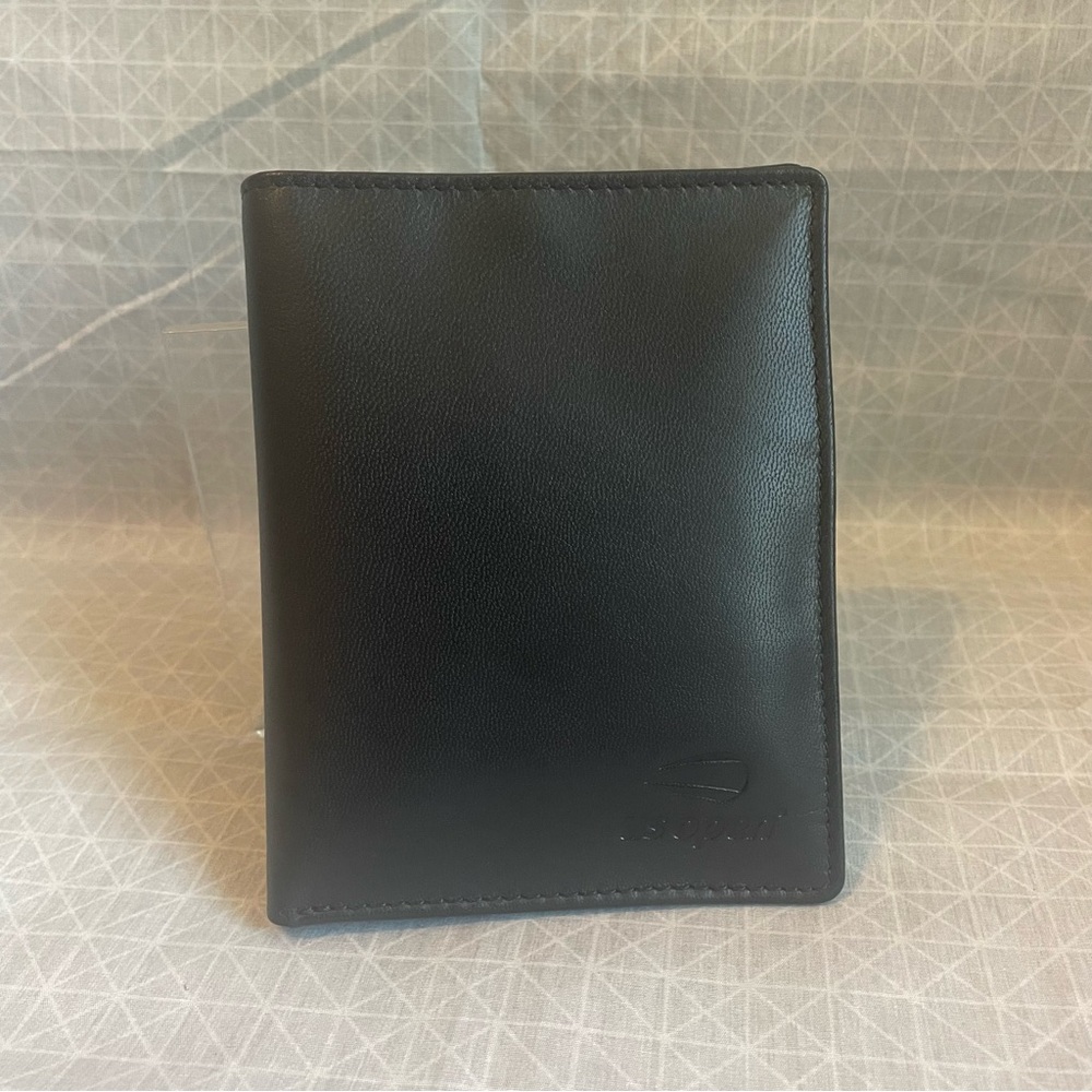 NWT U.S. Open Black Leather AirTag Wallet
